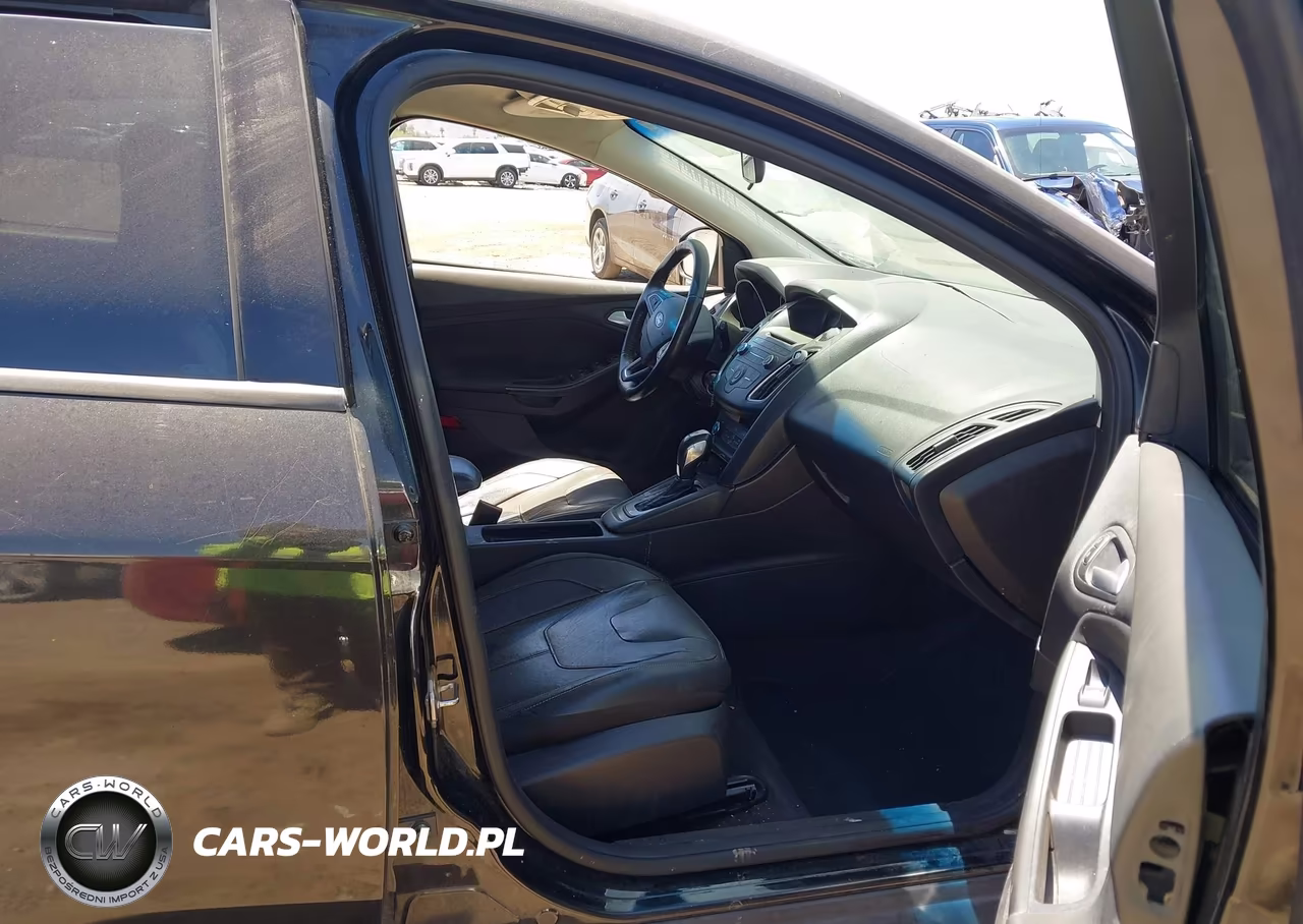 FORD FOCUS SE VIN:1FADP3K22FL314789 - 5