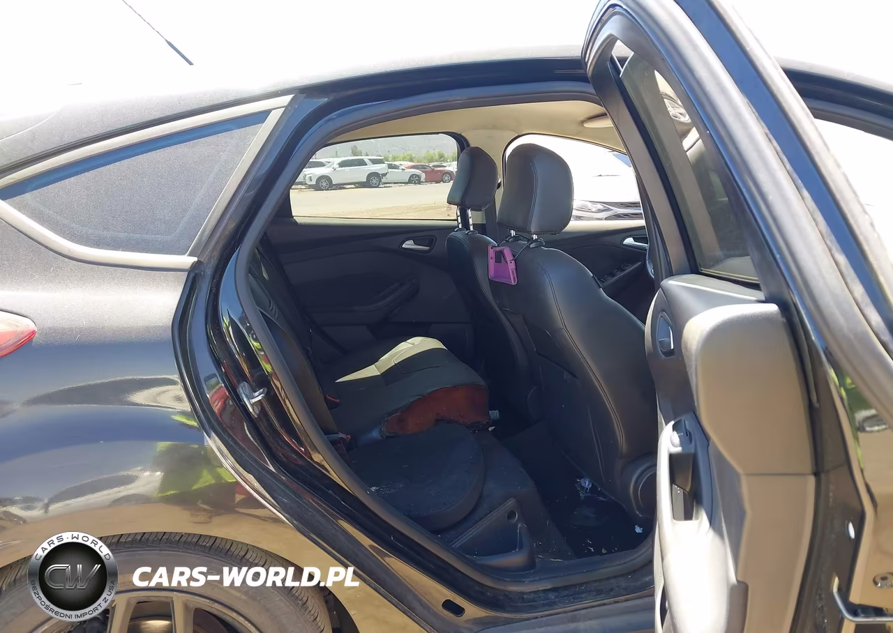 FORD FOCUS SE VIN:1FADP3K22FL314789 - 8
