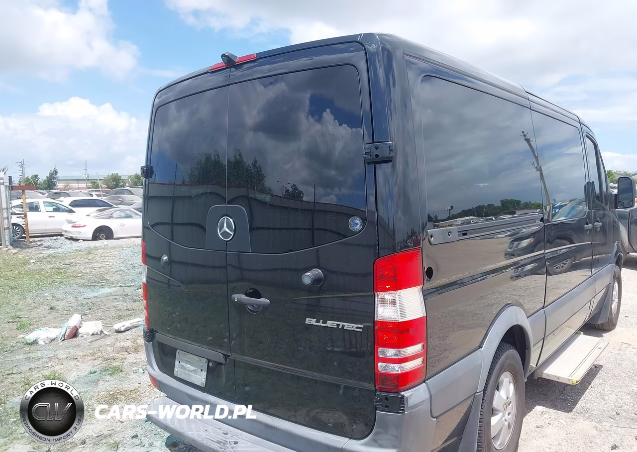 2014 Mercedes-Benz Sprinter 2500 Normal Roof VIN:WDZPE7DC2E5852082 - 4
