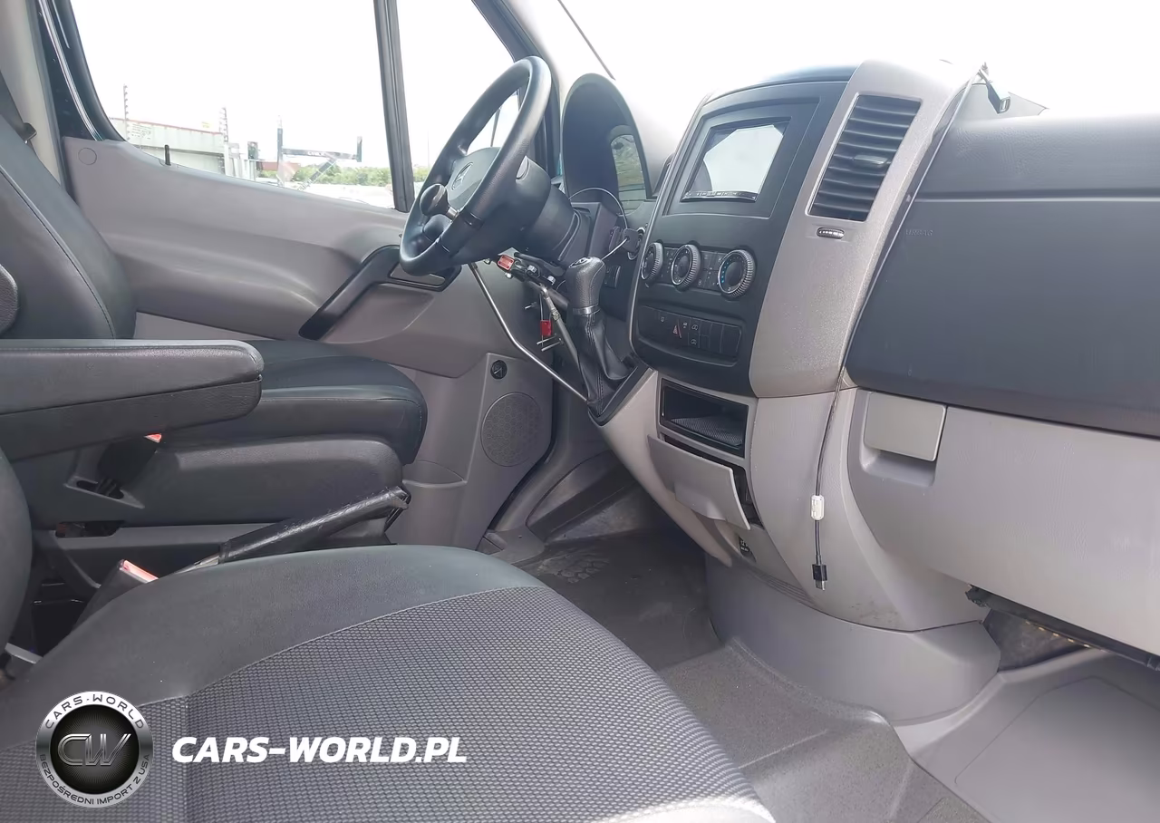 2014 Mercedes-Benz Sprinter 2500 Normal Roof VIN:WDZPE7DC2E5852082 - 5