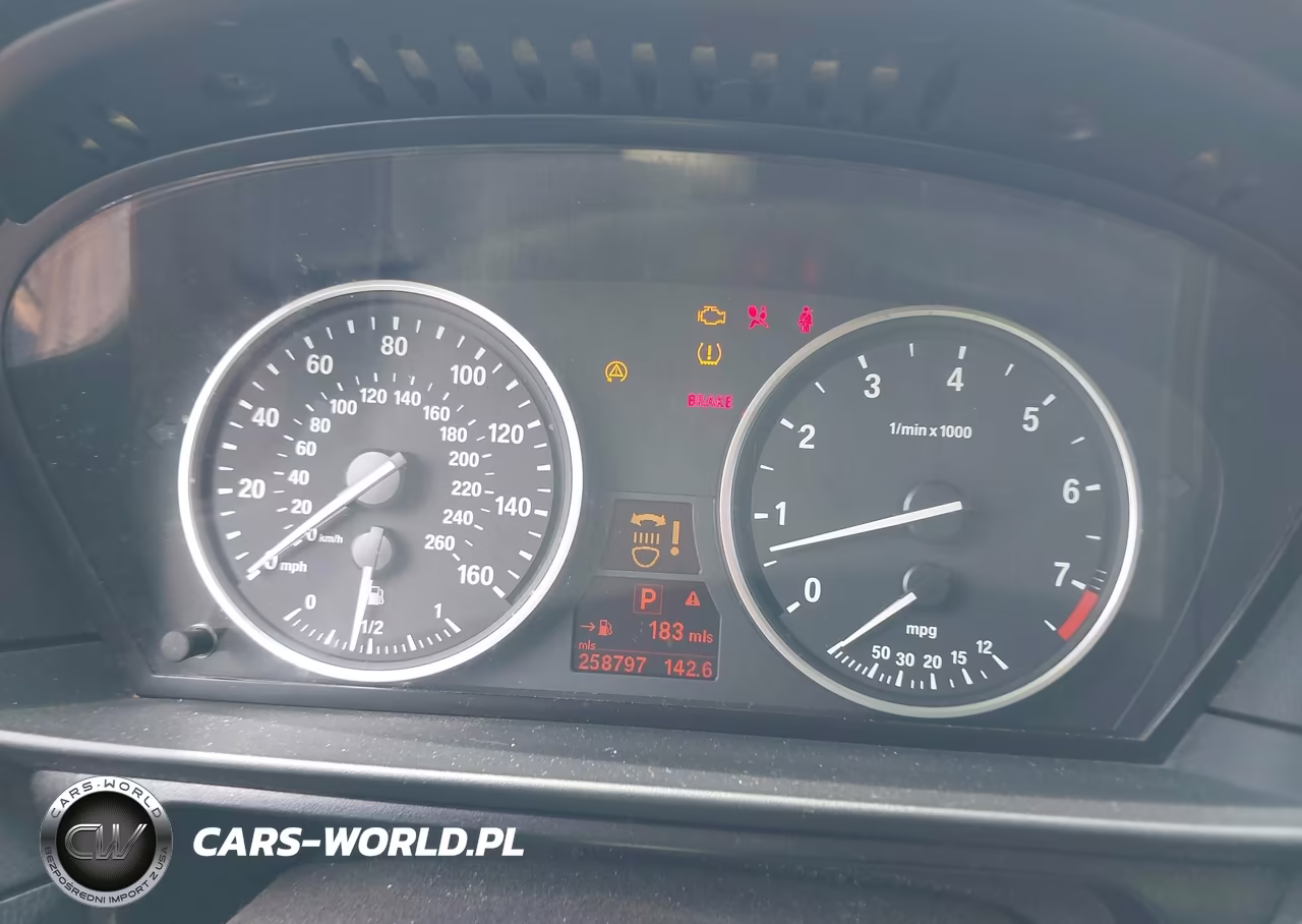 2008 BMW 528Xi VIN:WBANV13568CZ56501 - 7