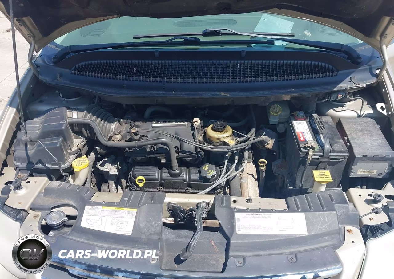 2005 Chrysler Town & Country Limited VIN:2C4GP64L85R151795 - 10