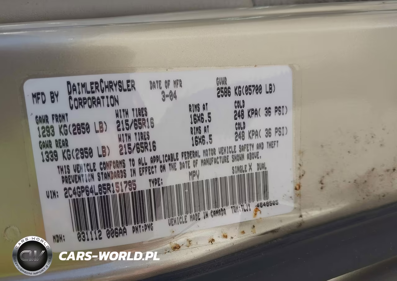 2005 Chrysler Town & Country Limited VIN:2C4GP64L85R151795 - 9