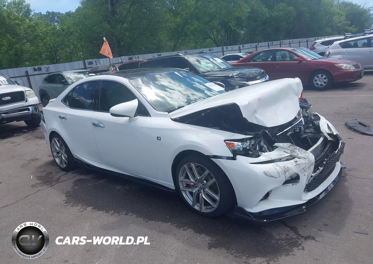 2016 Lexus Is 300 – zdjęcie 1 z 16