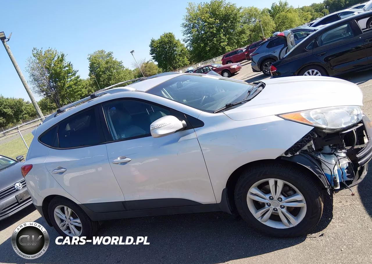 2013 Hyundai Tucson Gls VIN:KM8JU3AC0DU546973 - 13
