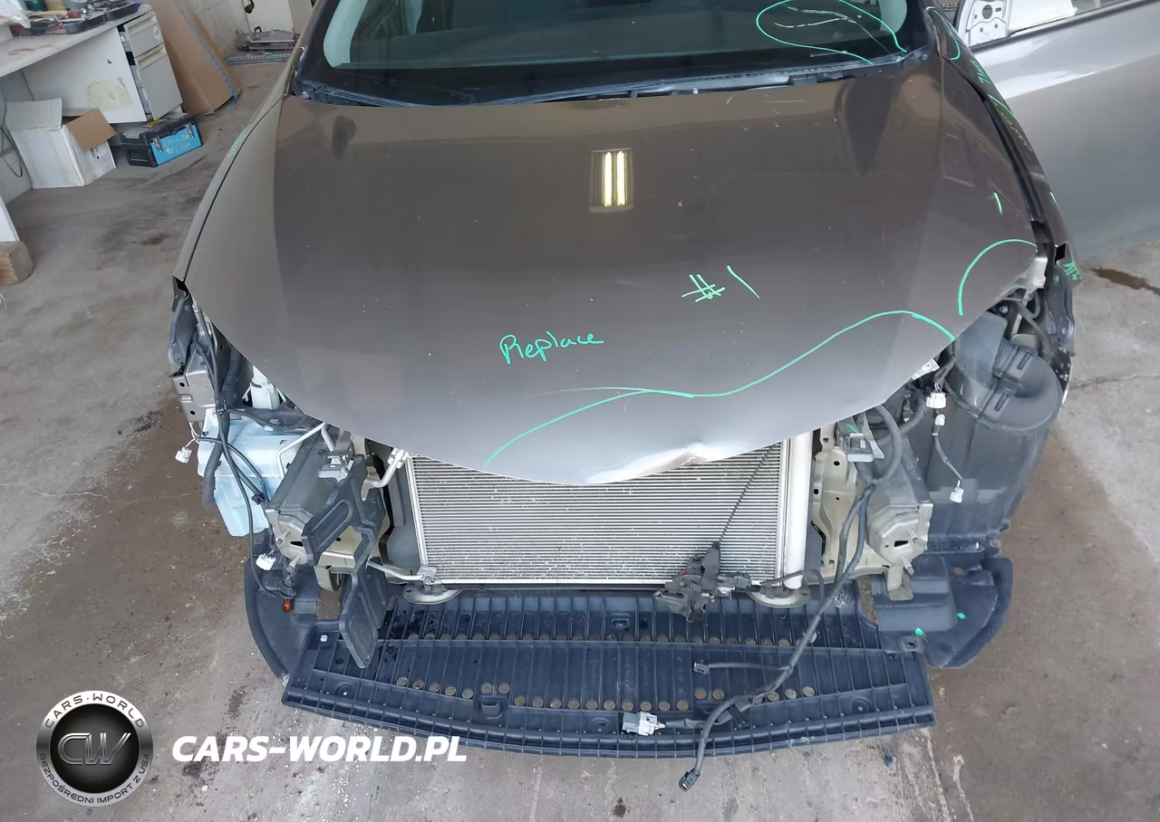 2018 Toyota Corolla Le VIN:5YFBURHE8JP820478 - 6