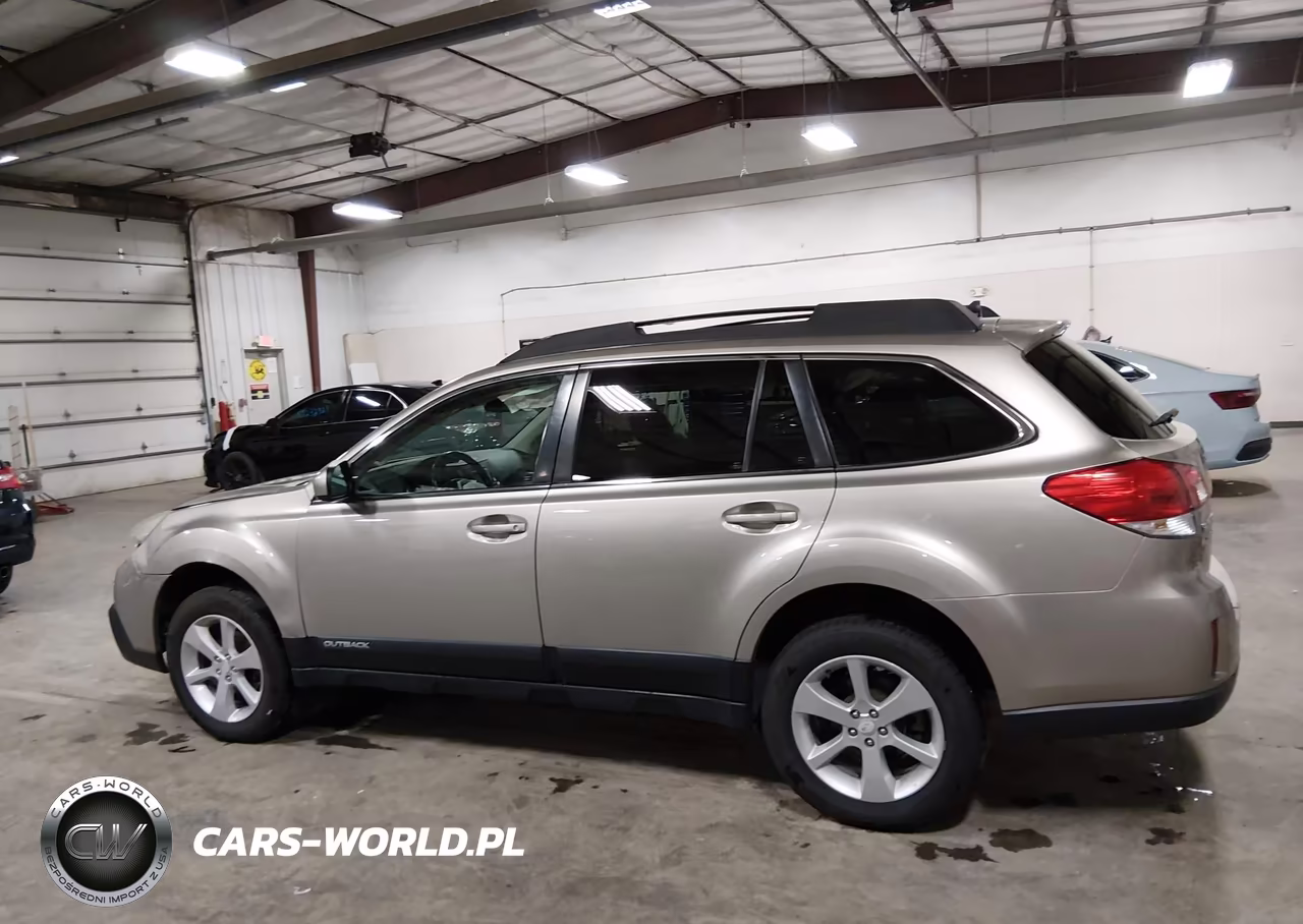2014 Subaru Outback 2.5I Premium VIN:4S4BRBCC1E3258450 - 15