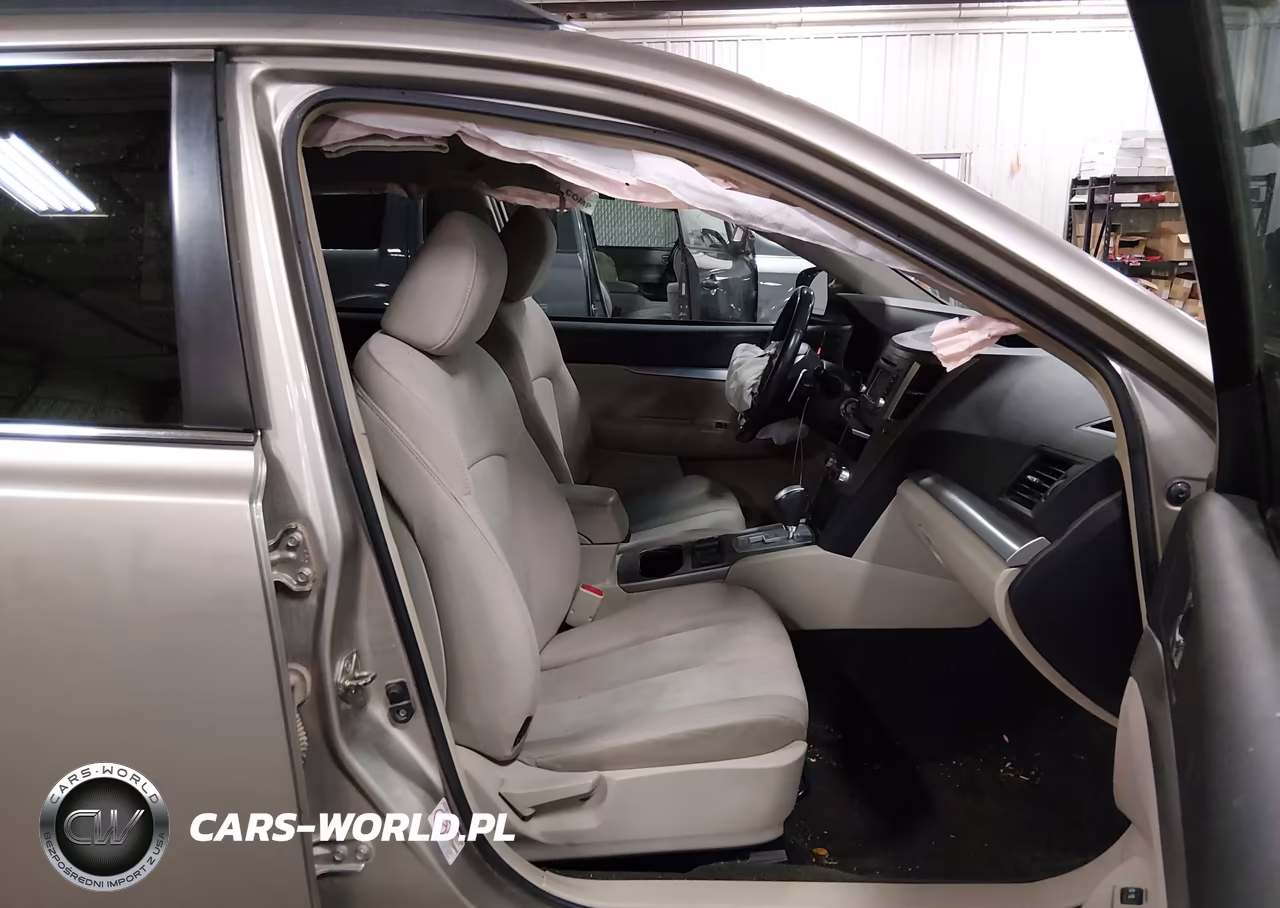 2014 Subaru Outback 2.5I Premium VIN:4S4BRBCC1E3258450 - 5