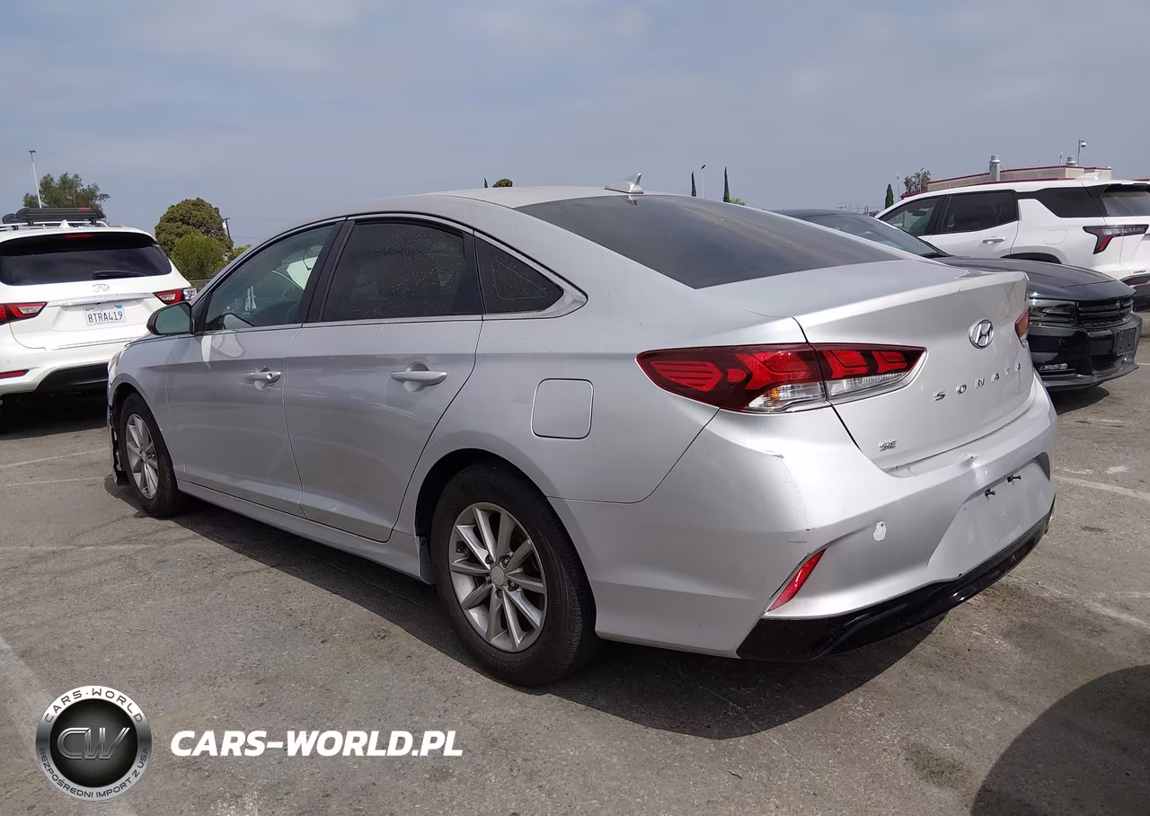 2018 Hyundai Sonata Se VIN:5NPE24AF0JH689844 - 3