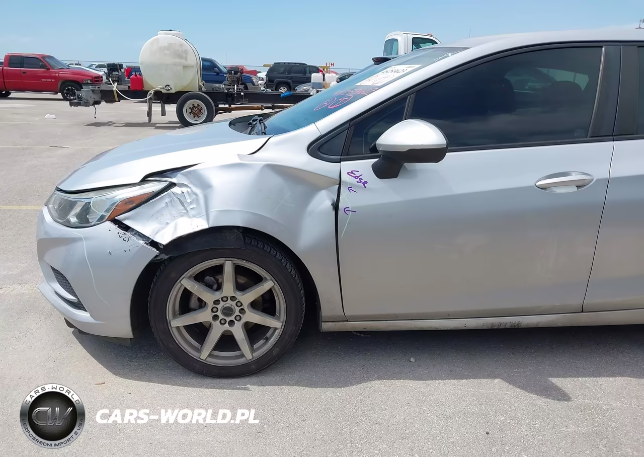 2017 Chevrolet Cruze Ls Auto VIN:1G1BC5SM5H7128811 - 6