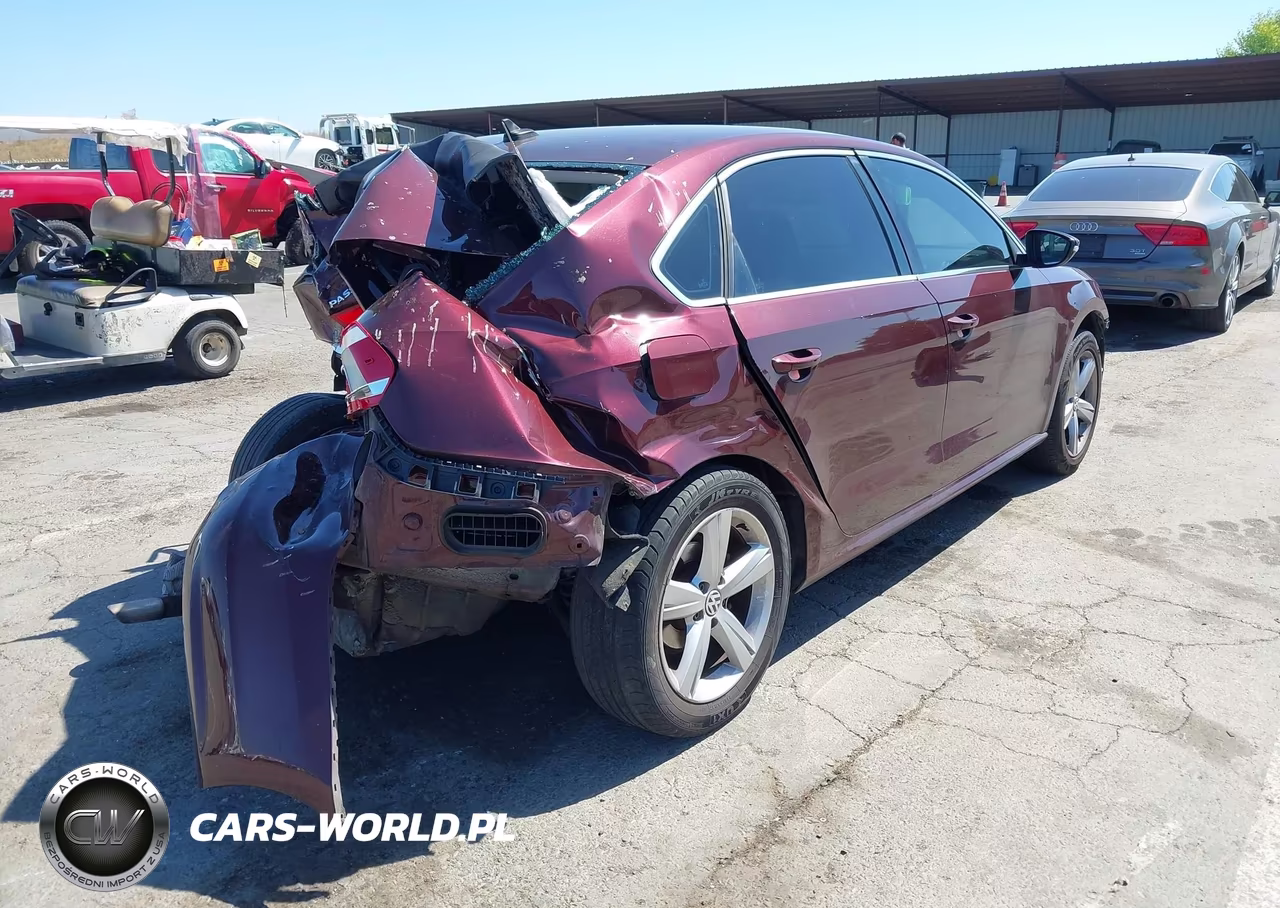 2012 Volkswagen Passat 2.5L Se VIN:1VWBP7A32CC029022 - 4
