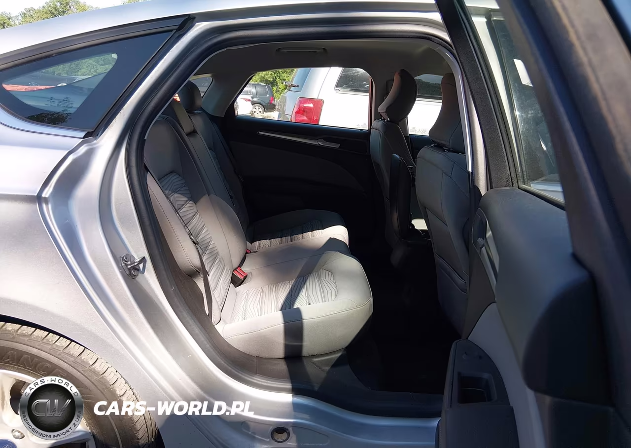 2016 Ford Fusion S VIN:3FA6P0G78GR246173 - 8