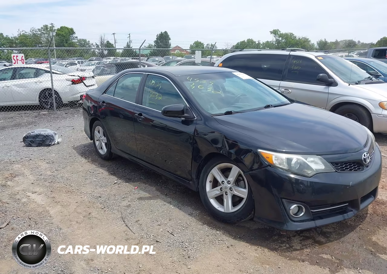 2014 Toyota Camry Se VIN:4T1BF1FK3EU334444 - 13