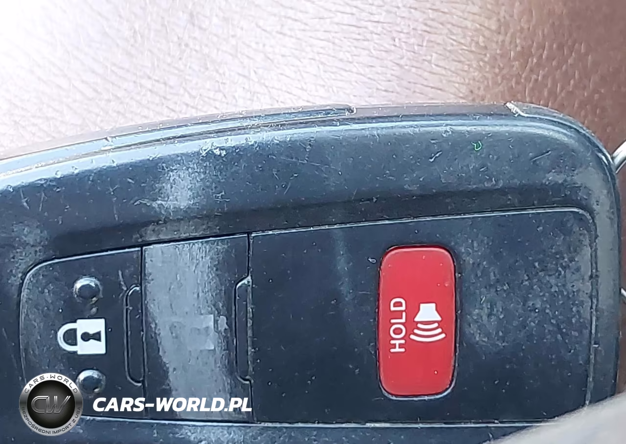 2017 Toyota Prius Three VIN:JTDKARFU0H3045034 - 11