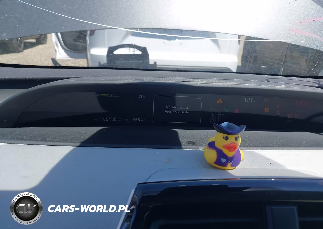 2017 Toyota Prius Three VIN:JTDKARFU0H3045034 - 15
