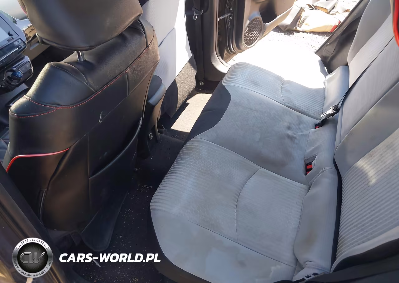 2017 Toyota Prius Three VIN:JTDKARFU0H3045034 - 8