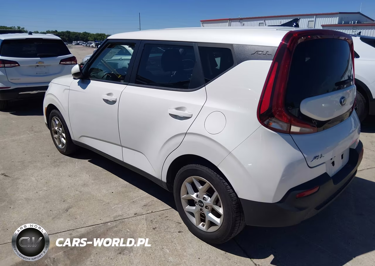 2021 Kia Soul S VIN:KNDJ23AUXM7738631 - 3