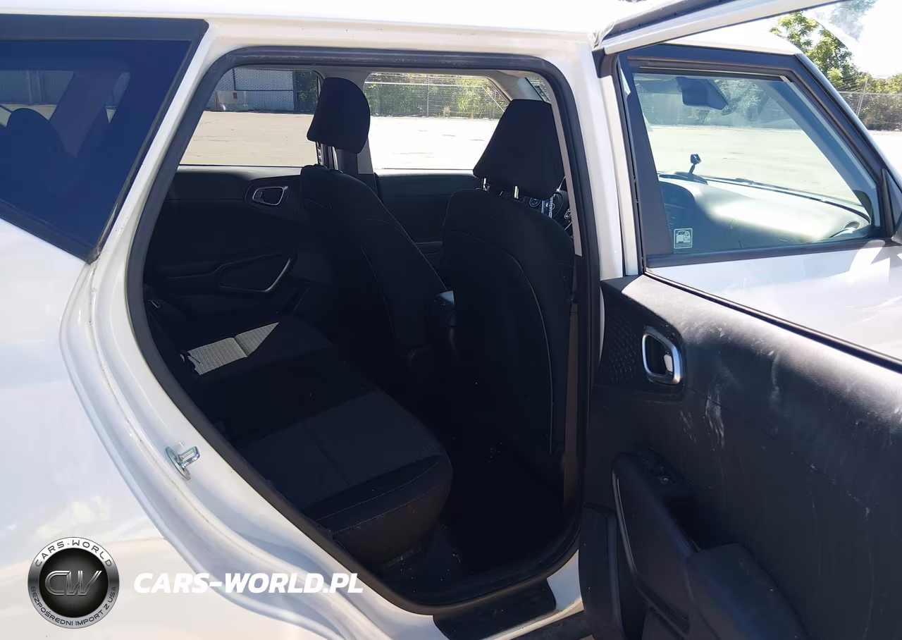 2021 Kia Soul S VIN:KNDJ23AUXM7738631 - 8