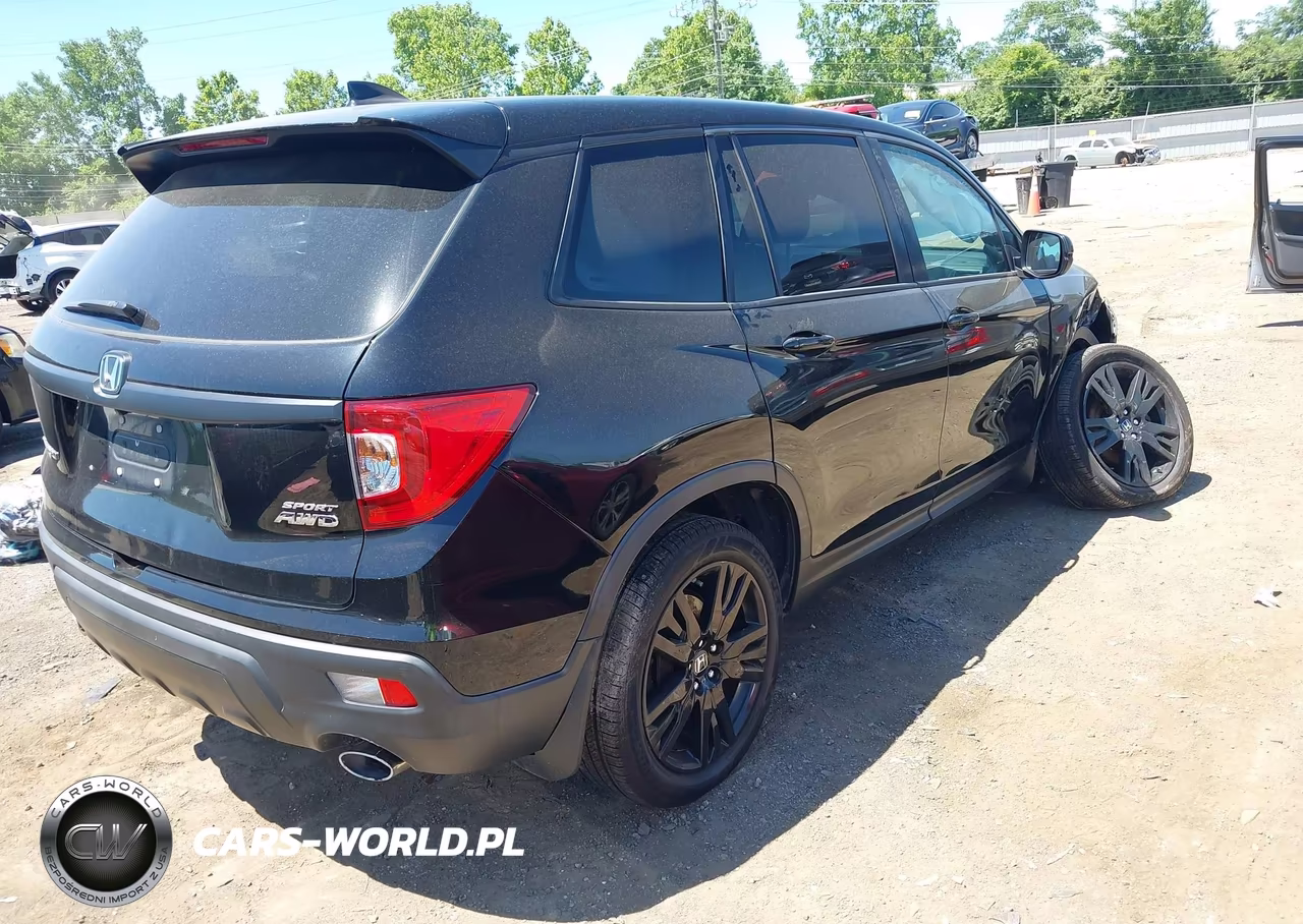 2019 Honda Passport Sport VIN:5FNYF8H26KB022501 - 4