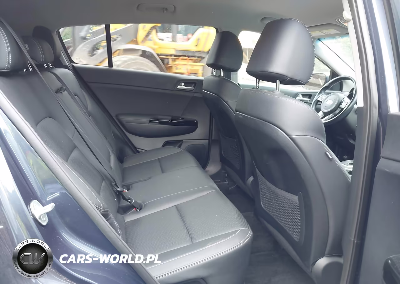 2020 Kia Sportage Ex VIN:KNDPN3AC1L7633404 - 8