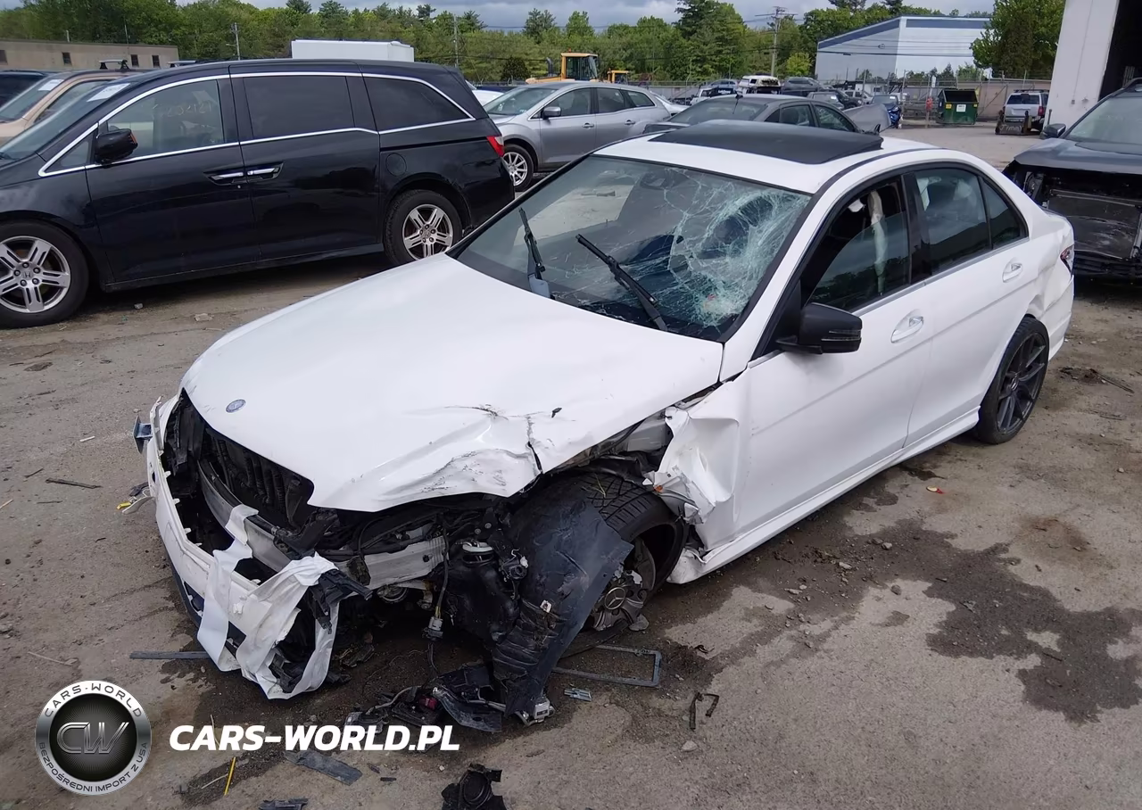 2013 Mercedes-Benz C 300 Sport 4Matic VIN:WDDGF8AB2DR289336 - 6