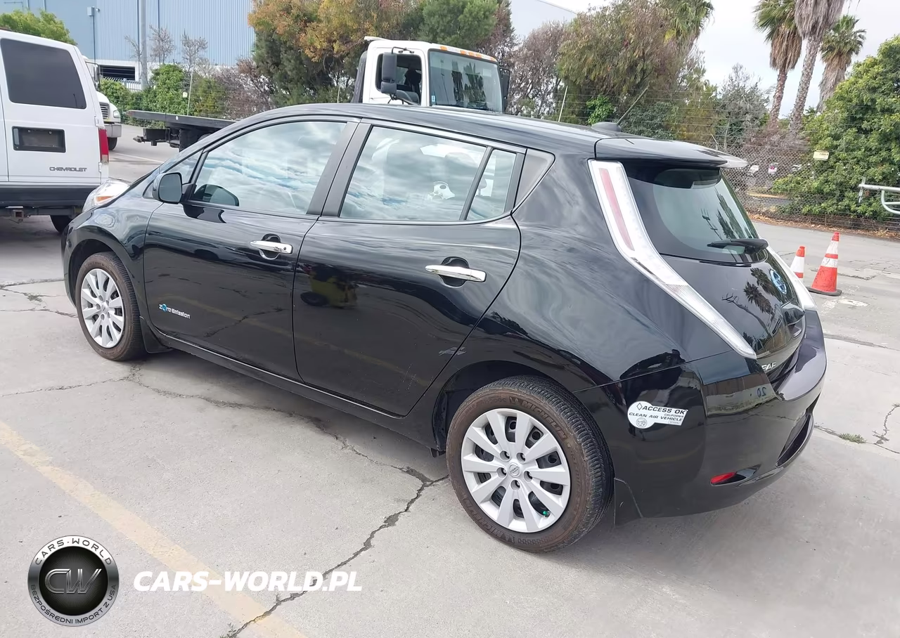 2017 Nissan Leaf S VIN:1N4BZ0CP8HC304295 - 3