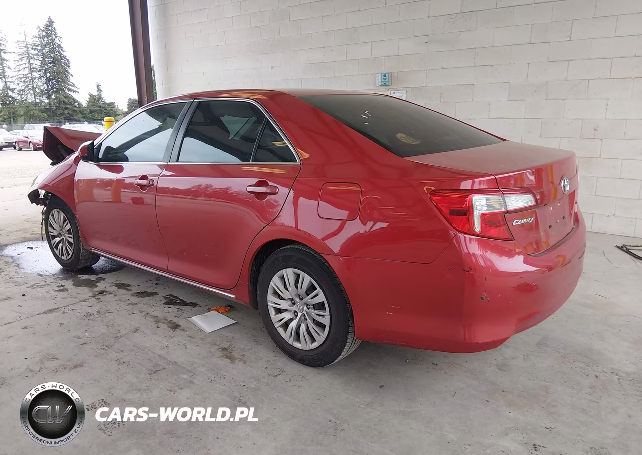 2014 Toyota Camry Le VIN:4T4BF1FK2ER389389 - 3
