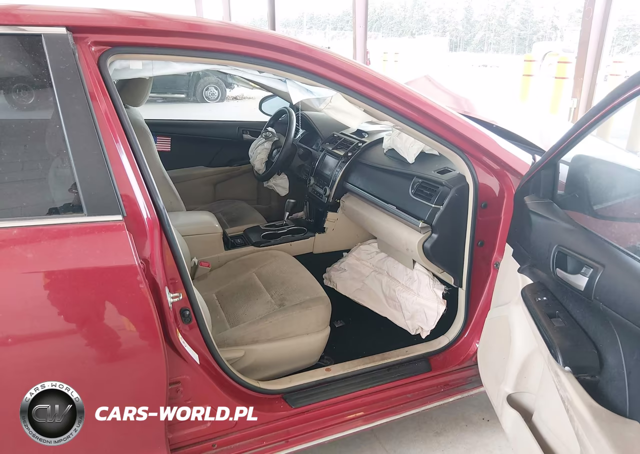 2014 Toyota Camry Le VIN:4T4BF1FK2ER389389 - 5