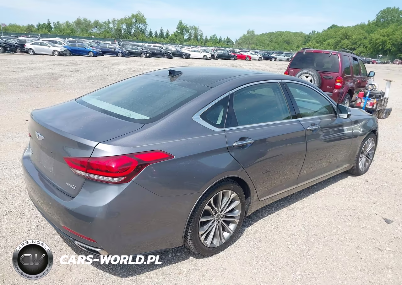 2015 Hyundai Genesis 3.8 VIN:KMHGN4JE8FU054838 - 4