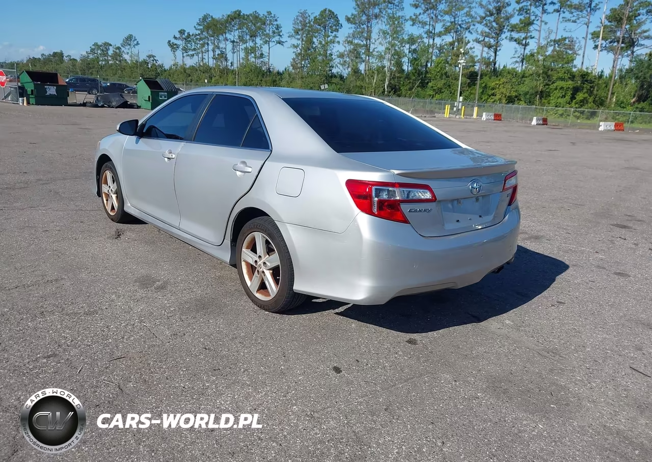 2013 Toyota Camry Se VIN:4T1BF1FK9DU209897 - 3
