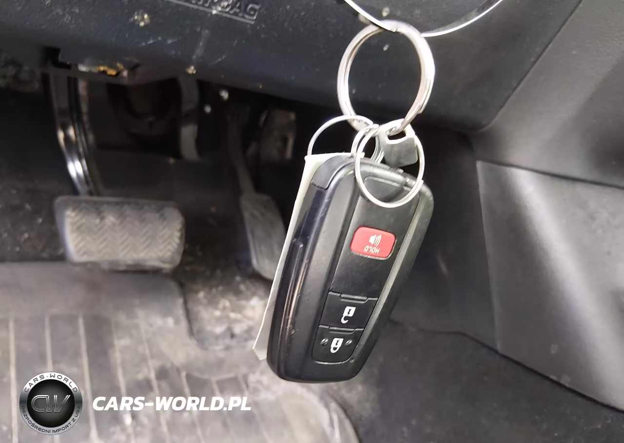2018 Toyota Prius One VIN:JTDKBRFU1J3583373 - 11