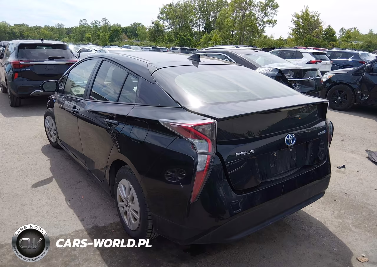 2018 Toyota Prius One VIN:JTDKBRFU1J3583373 - 3