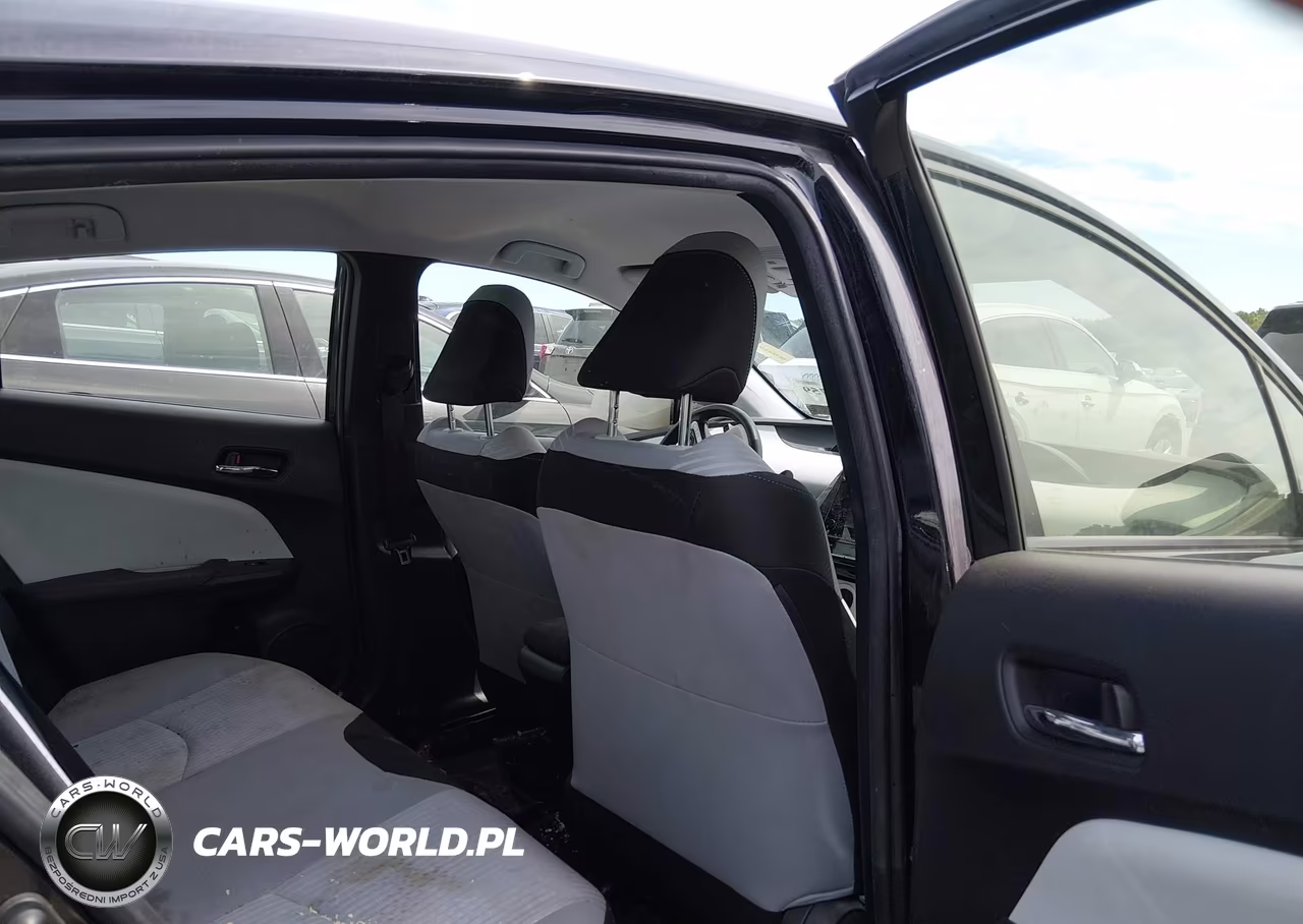 2018 Toyota Prius One VIN:JTDKBRFU1J3583373 - 8