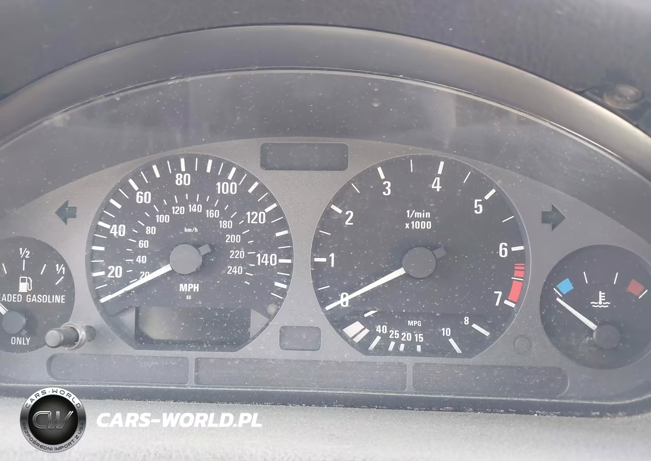 1998 BMW 323Ic VIN:WBABJ7324WEA15303 - 7