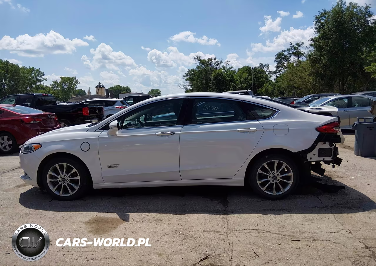 2017 Ford Fusion Energi Titanium VIN:3FA6P0SU7HR306829 - 14
