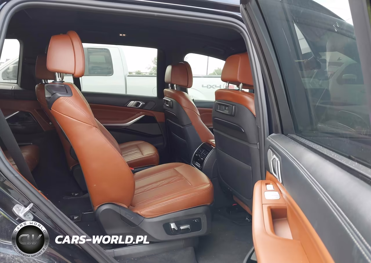 2019 BMW X7 xDrive50I VIN:5UXCX4C59KLB39571 - 8
