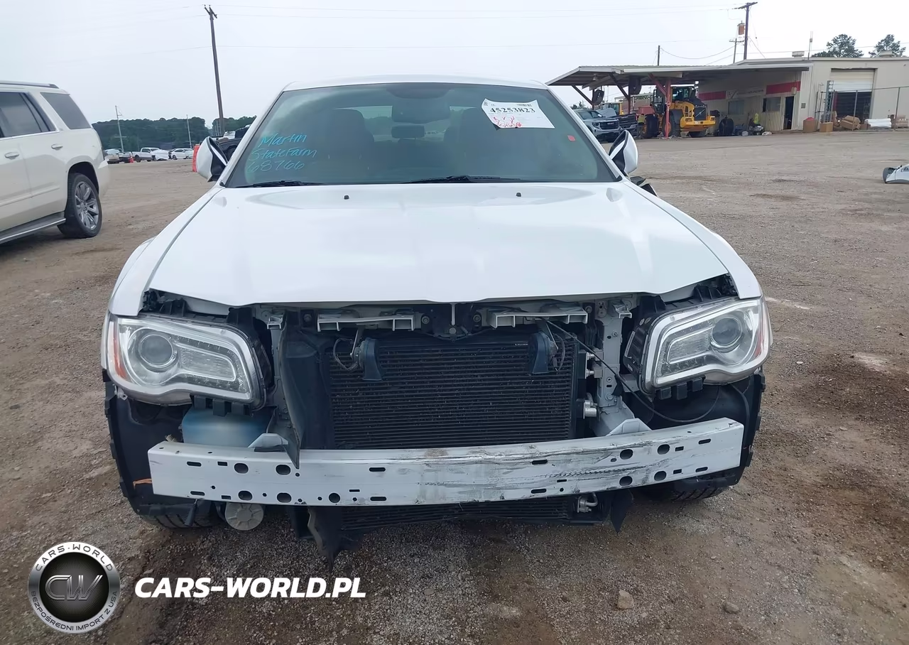 2014 Chrysler 300 VIN:2C3CCARG6EH179467 - 13