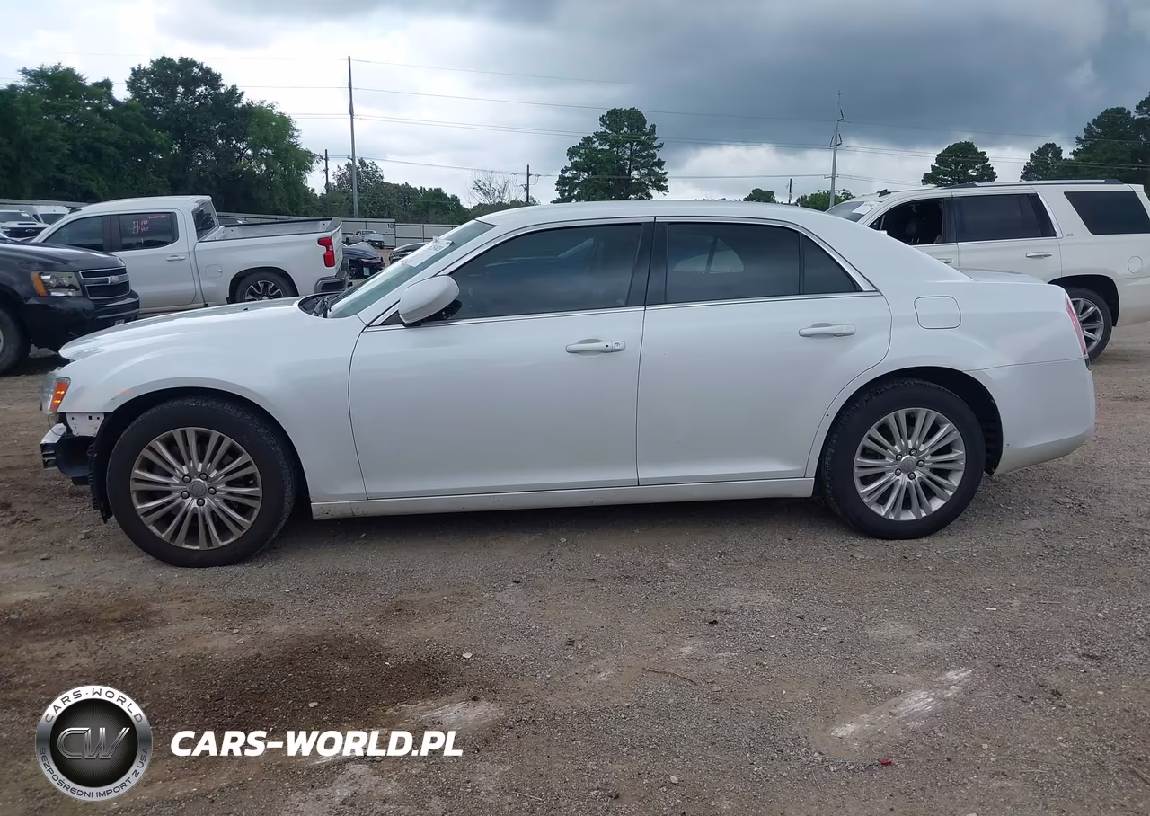 2014 Chrysler 300 VIN:2C3CCARG6EH179467 - 15