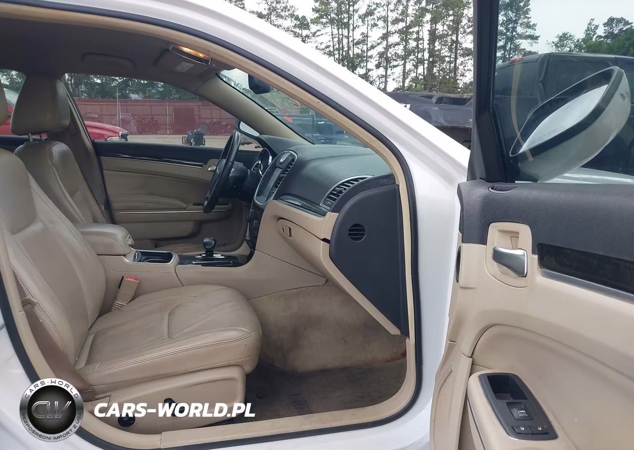 2014 Chrysler 300 VIN:2C3CCARG6EH179467 - 5