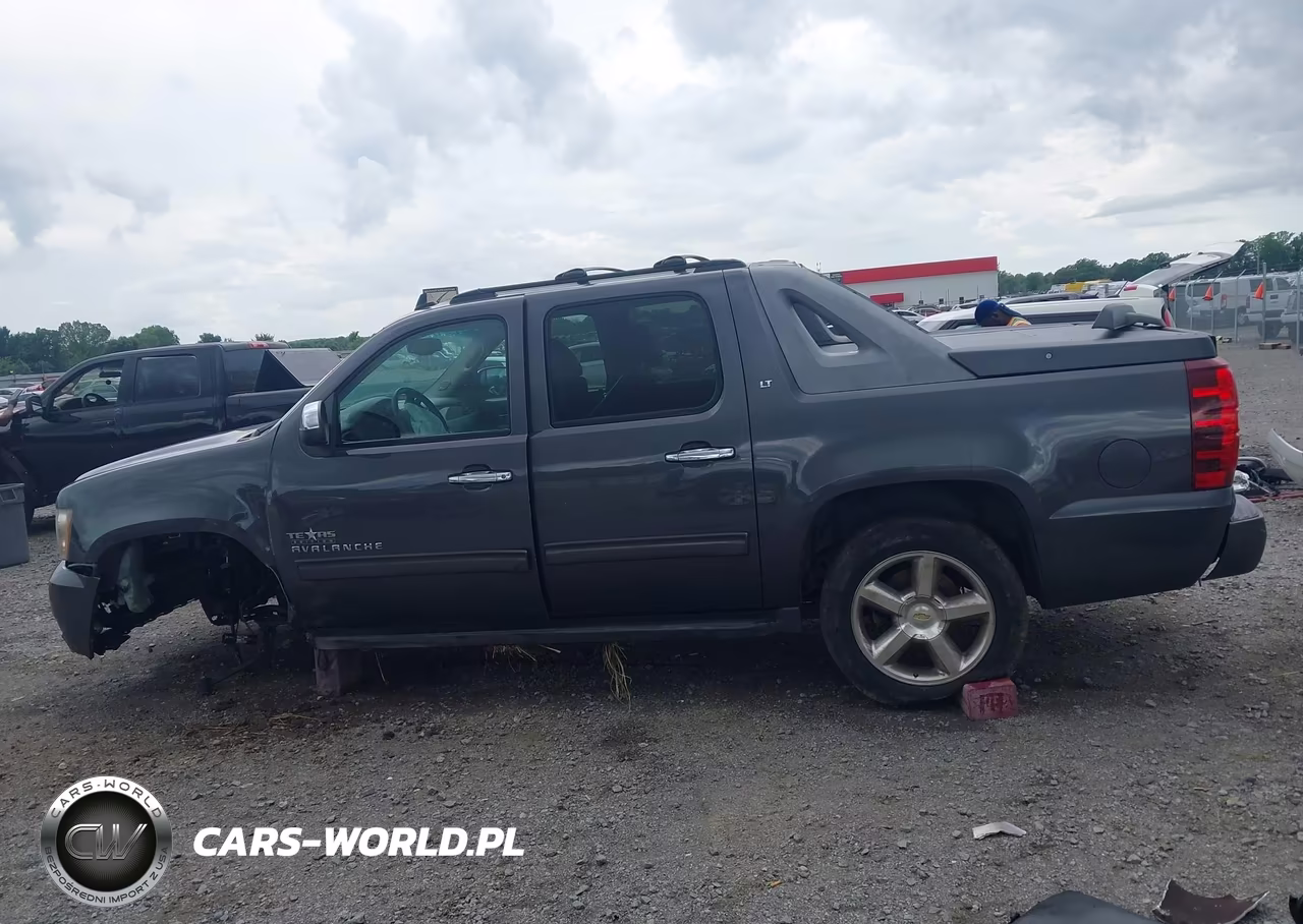 2011 Chevrolet Avalanche 1500 Lt1 VIN:3GNMCFE02BG146314 - 14