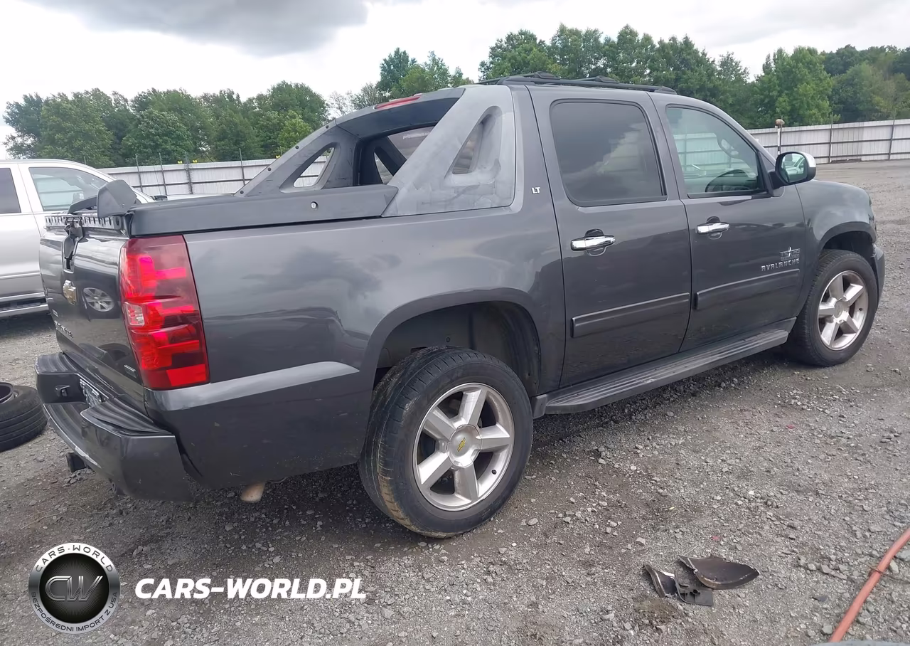 2011 Chevrolet Avalanche 1500 Lt1 VIN:3GNMCFE02BG146314 - 4
