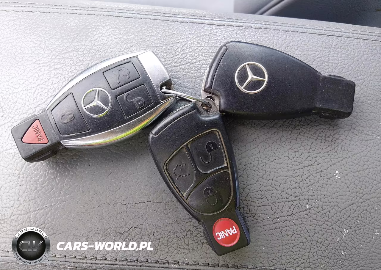 2002 Mercedes-Benz E 320 Special Edition VIN:WDBJF65J52B396892 - 11