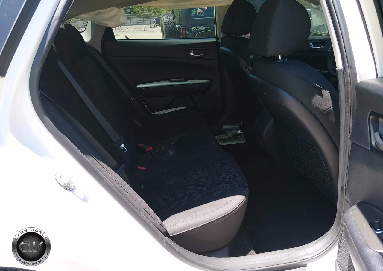 2019 Kia Optima Lx VIN:5XXGT4L39KG374787 - 8