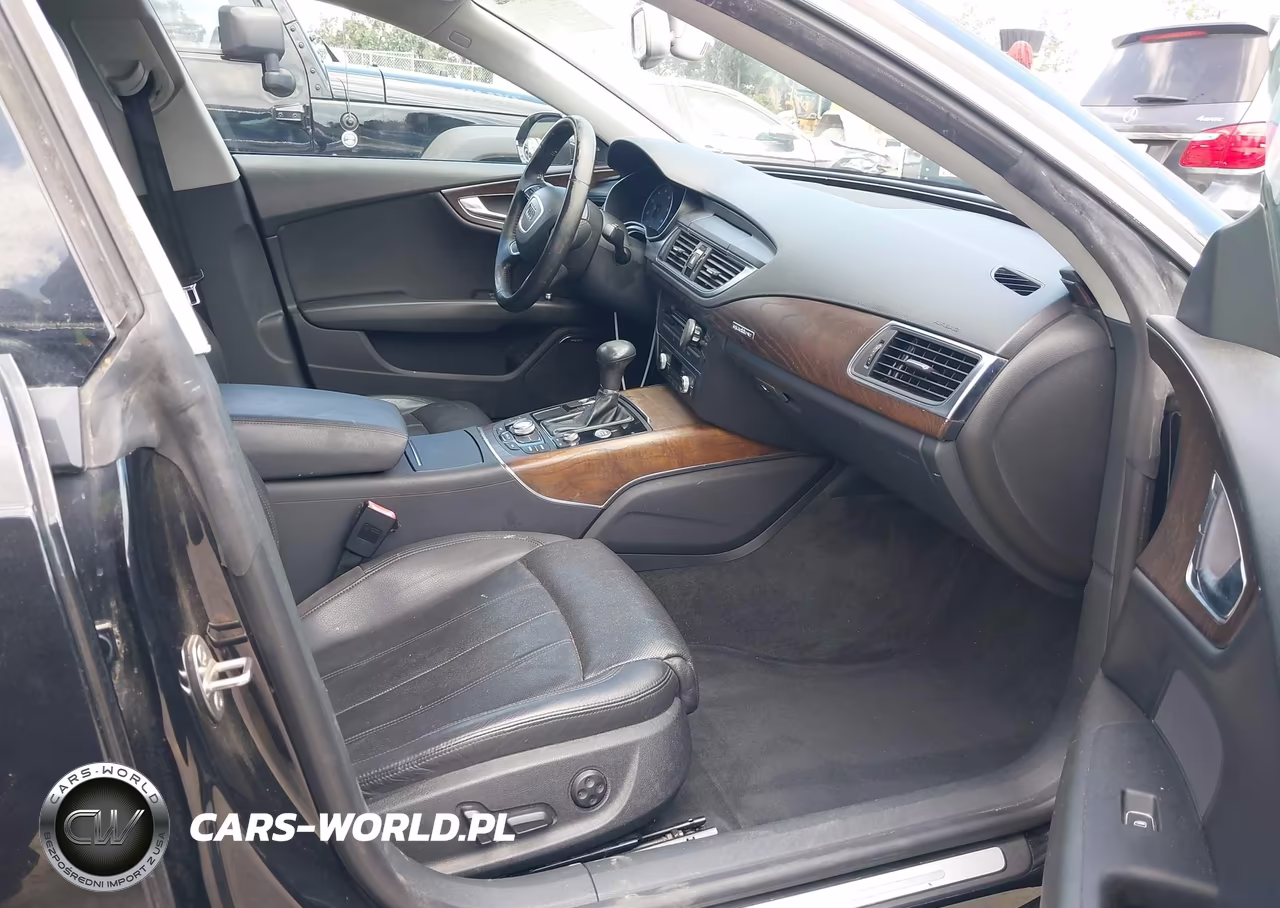 2012 Audi A7 Premium VIN:WAUSGAFC7CN002196 - 5