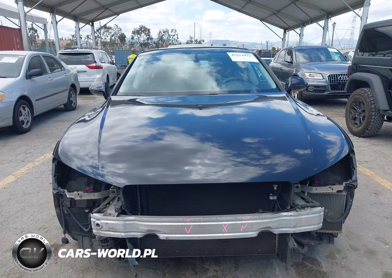 2012 Audi A7 Premium VIN:WAUSGAFC7CN002196 - 6