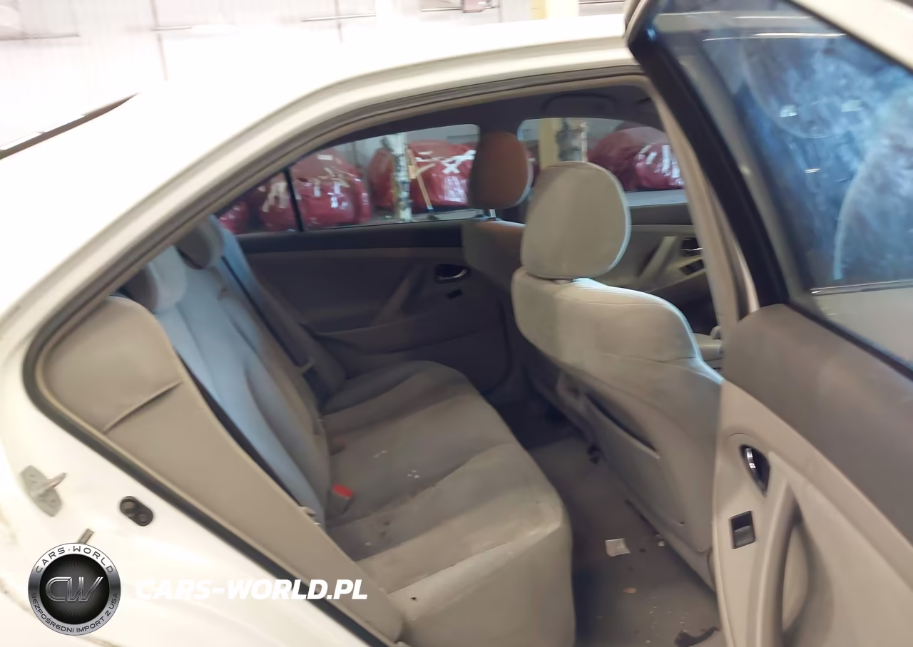 2008 Toyota Camry Le VIN:4T1BE46K18U786935 - 8