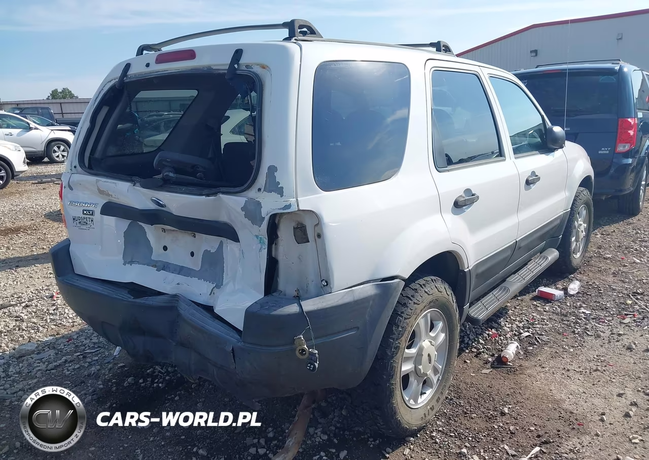 2003 Ford Escape Xlt VIN:1FMYU93173KD17858 - 4