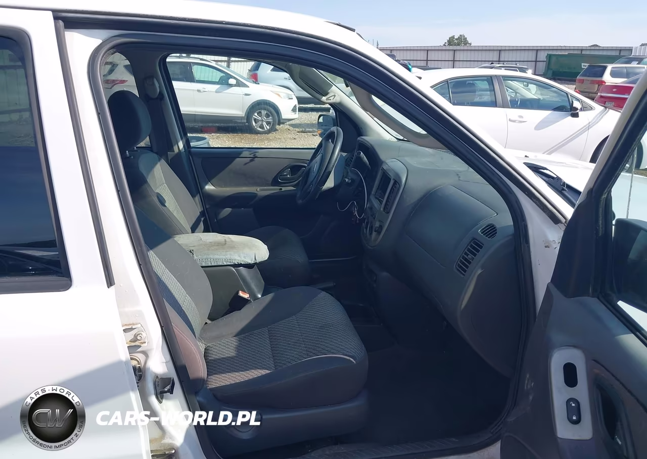 2003 Ford Escape Xlt VIN:1FMYU93173KD17858 - 5