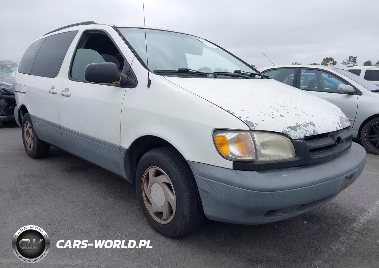 1998 Toyota Sienna Le