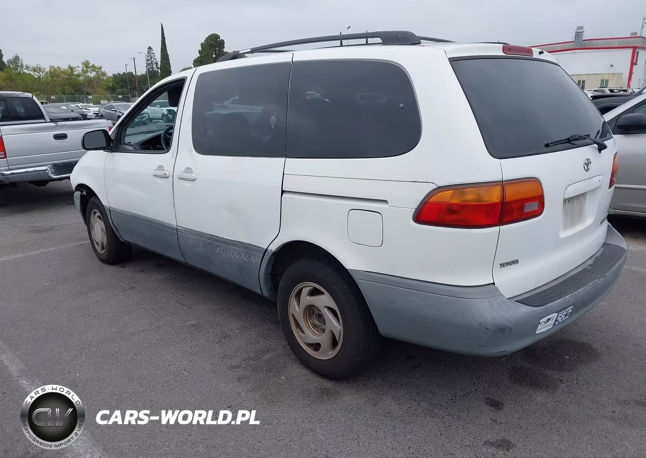 1998 Toyota Sienna Le VIN:4T3ZF13C2WU015380 - 3